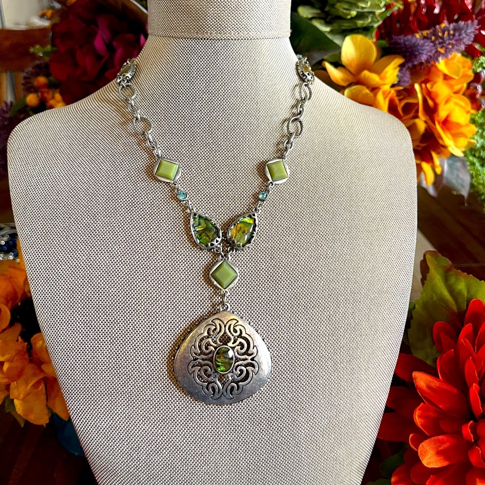Beautiful and unique Silver and green gem necklace